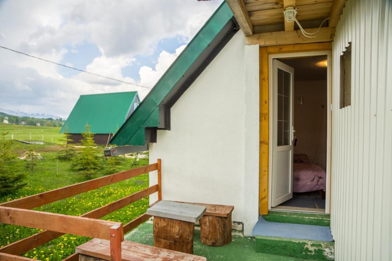 Family Farm Jezera Guest House Zabljak  Bagian luar foto