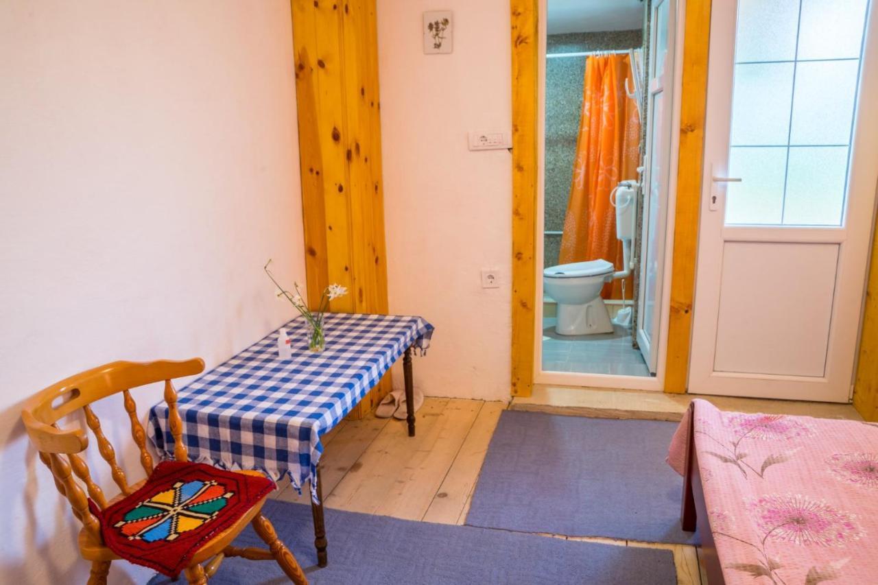 Family Farm Jezera Guest House Zabljak  Bagian luar foto