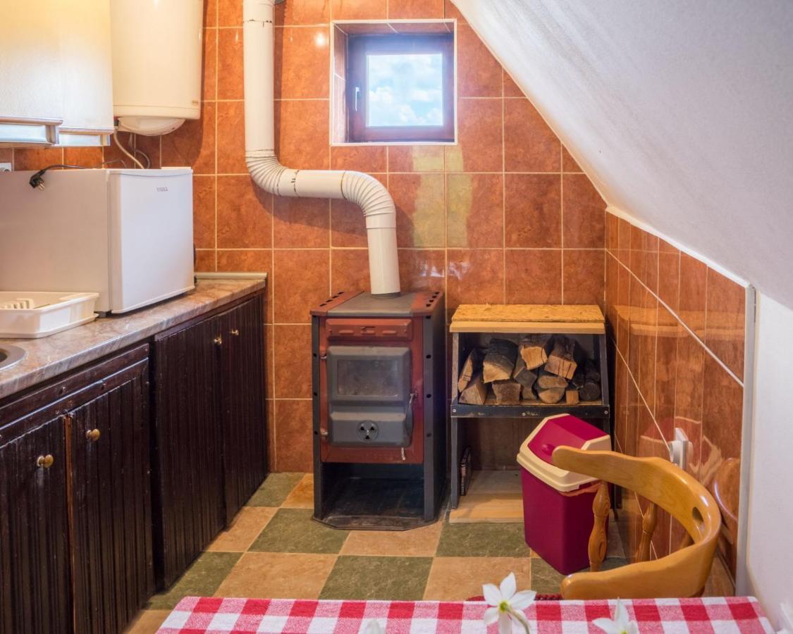 Family Farm Jezera Guest House Zabljak  Bagian luar foto